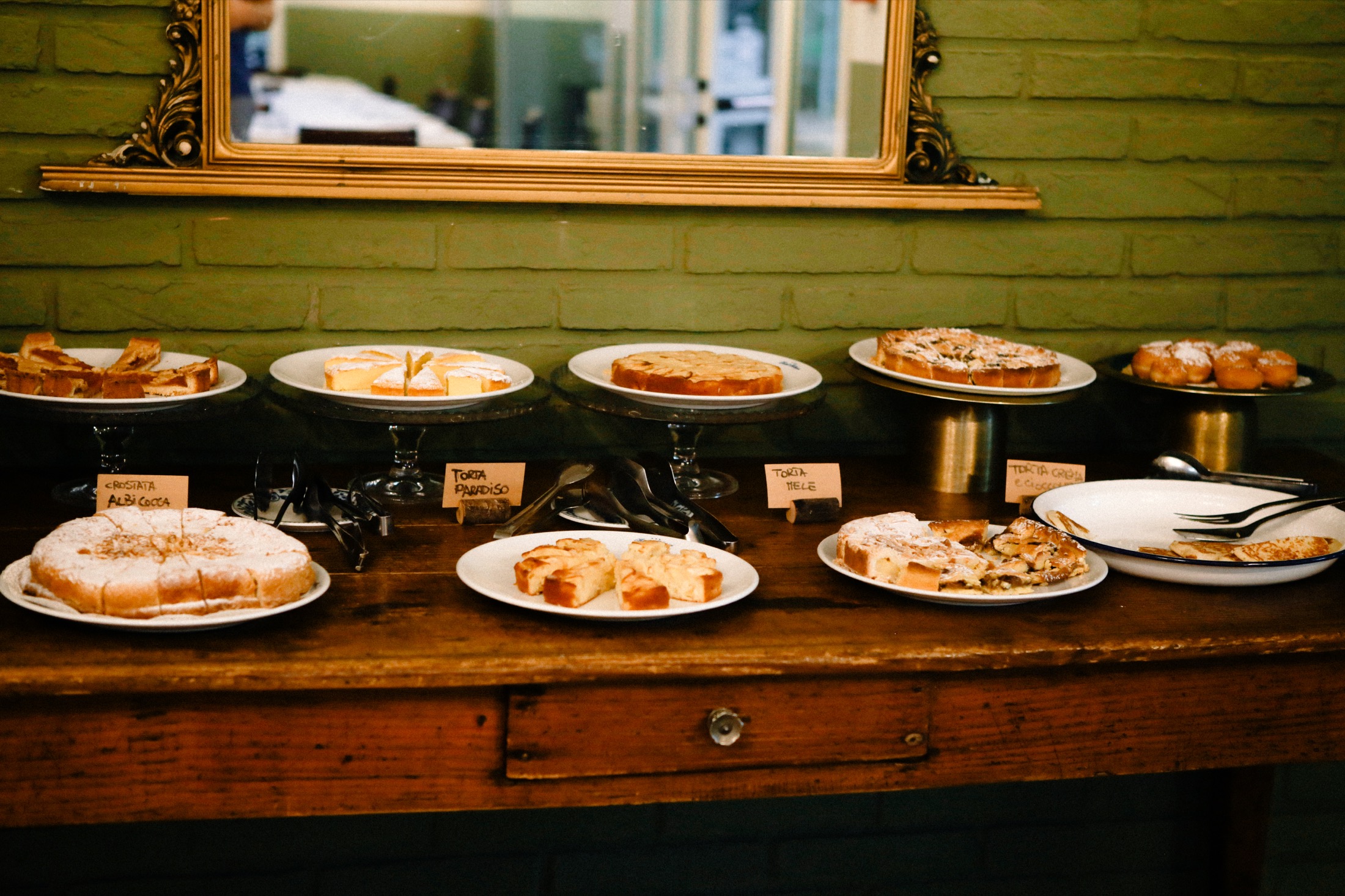 Millepini breakfast cake buffet